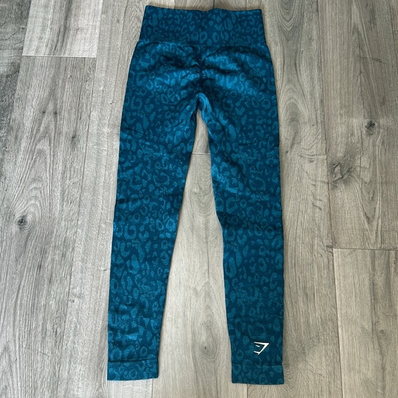 Gymshark High Waisted Adapt Animal Seamless Legging - Picture 3 of 7